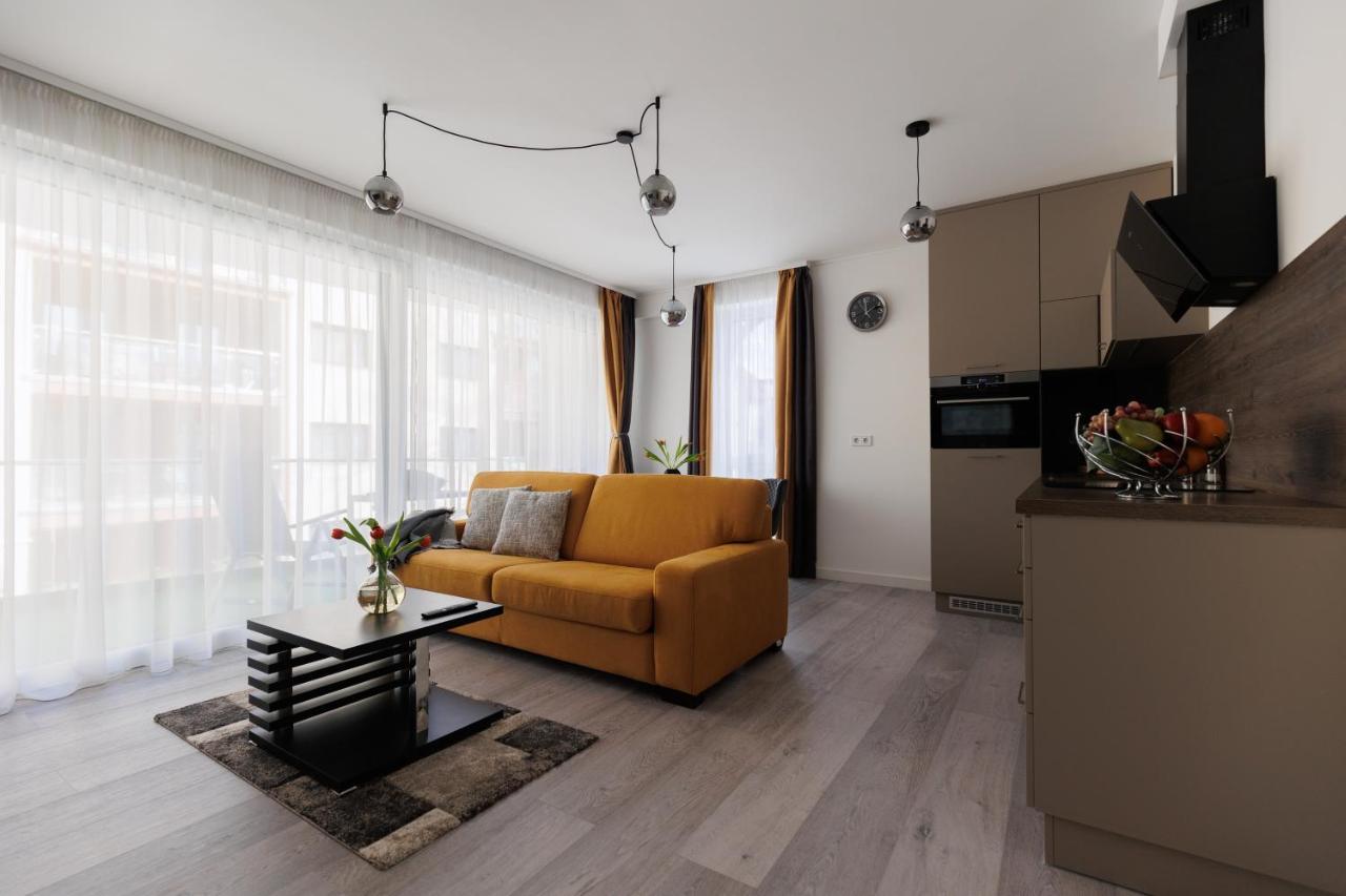 Villa Bauhaus Wellness Apartman Шіофок Екстер'єр фото